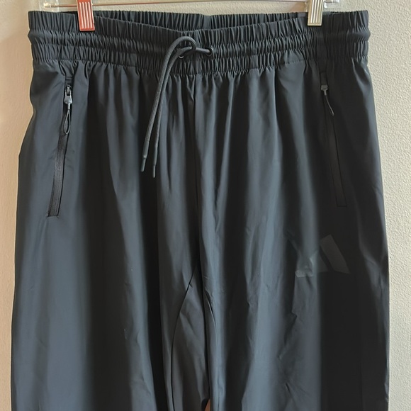 Adidas Women’s Z.N.E. Woven Pants Loose Fit Straight Leg Black NWT Medium - Picture 2 of 12